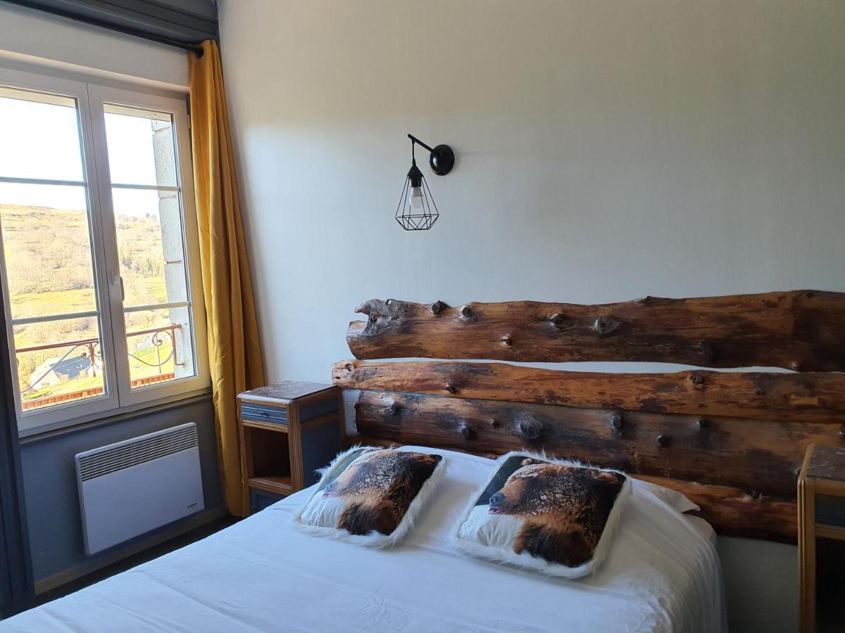Grand Hotel De La Vallee Cheylade Kültér fotó